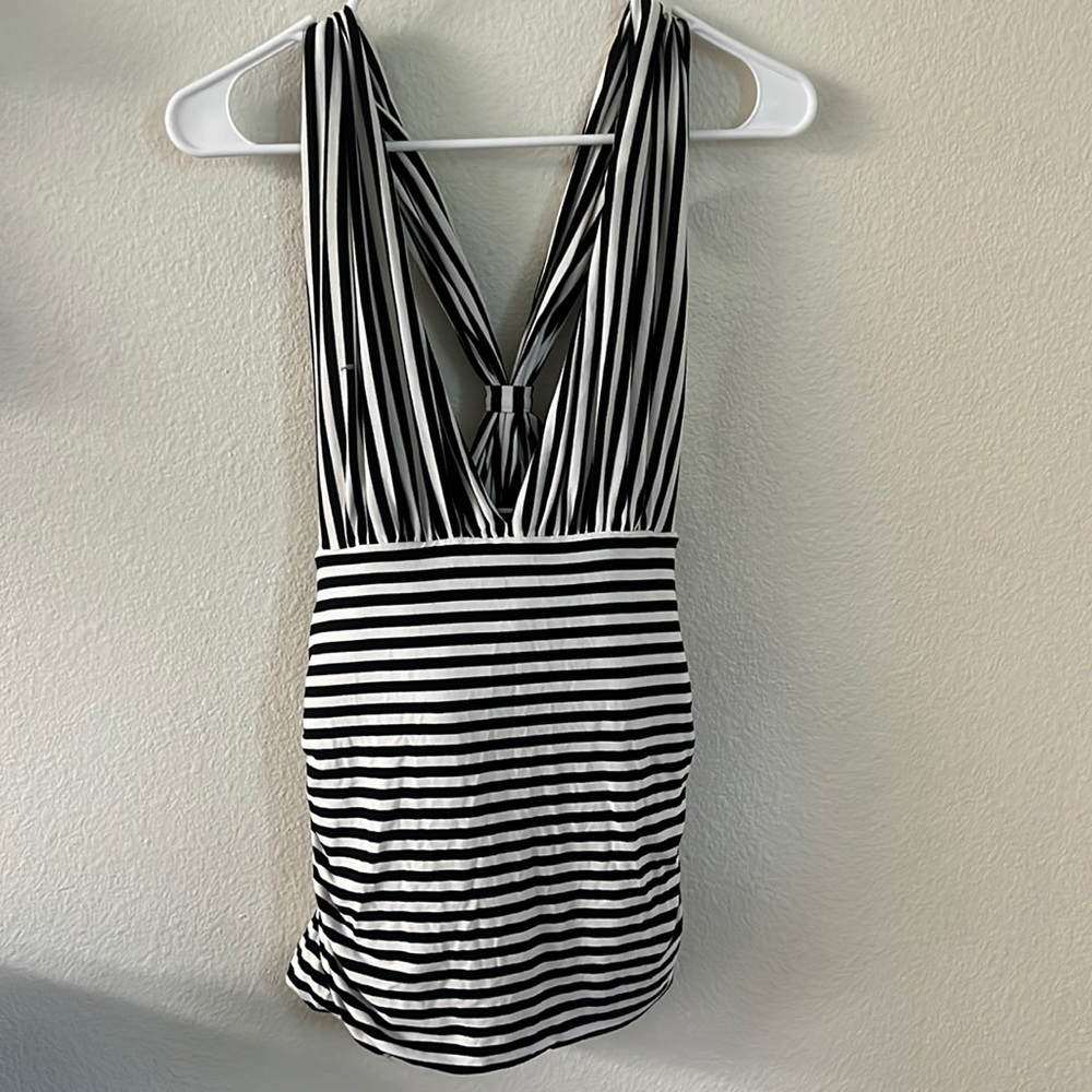 White House Black Market Top